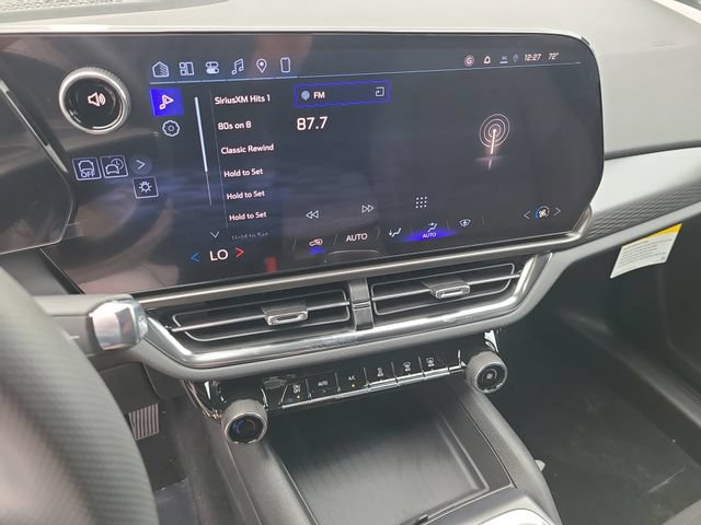 New 2026 Chevrolet Equinox EV LT w/ LPO, Blackout Package FWD image 30