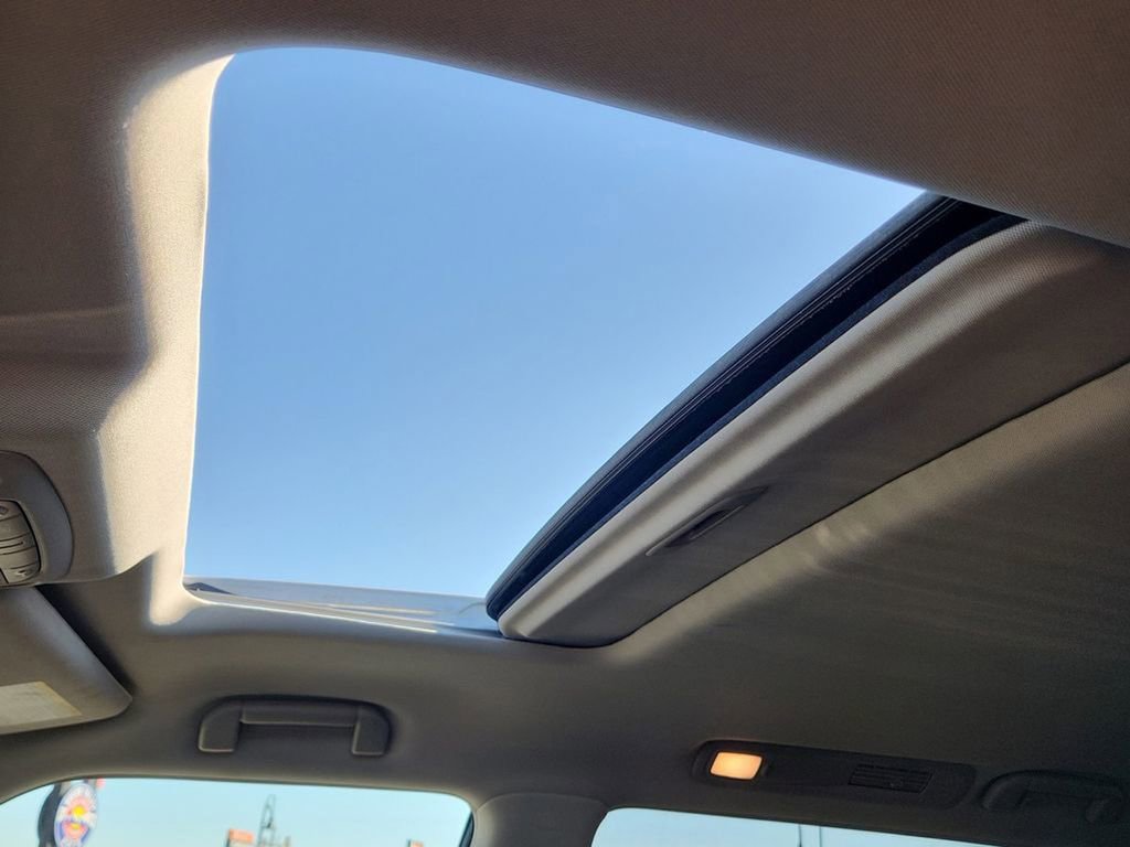 Used 2023 Nissan Armada SL image 29