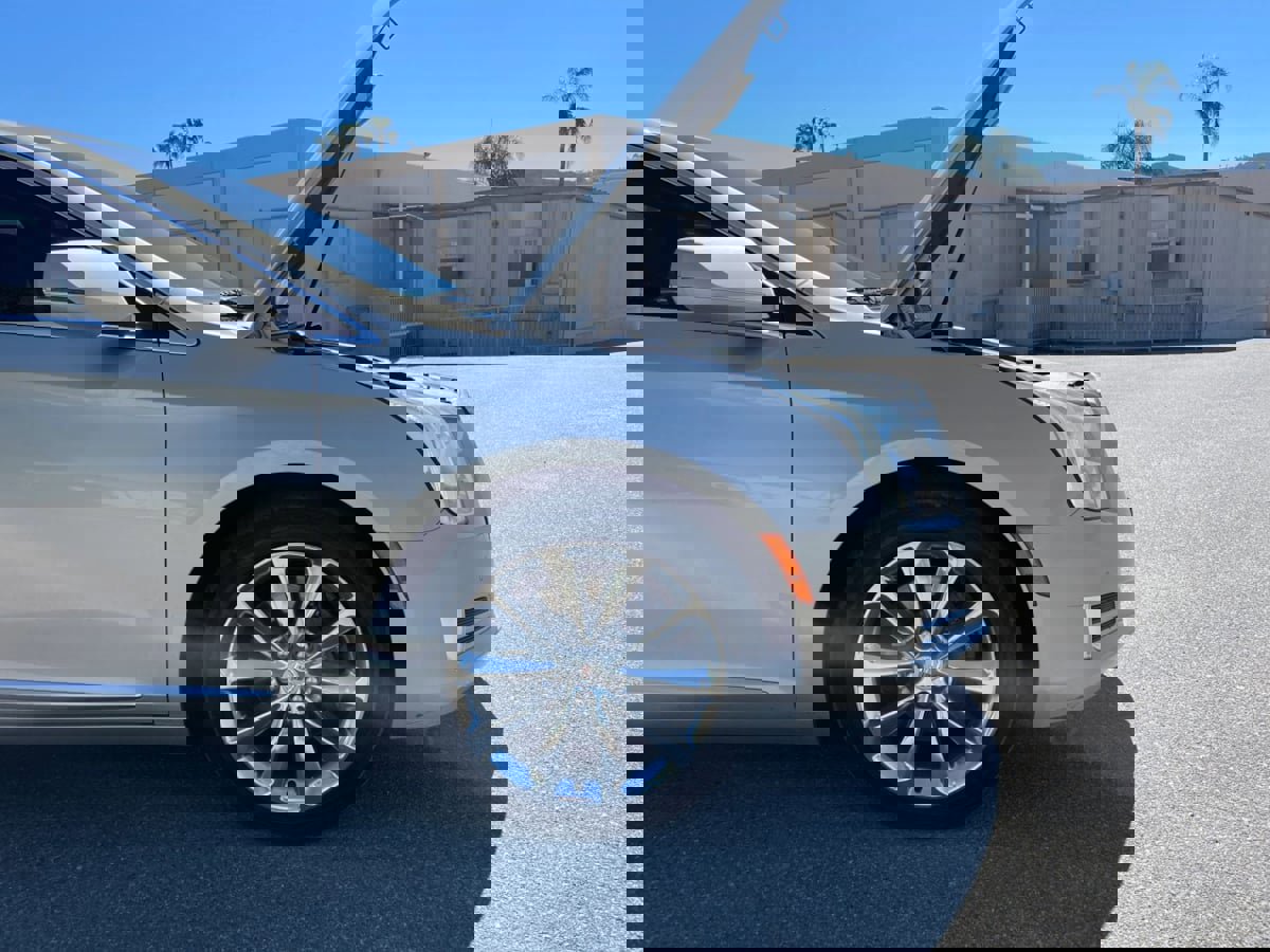 Used 2014 Cadillac XTS Luxury image 34