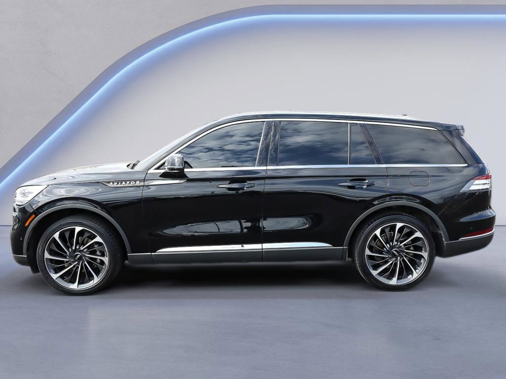 Used 2023 Lincoln Aviator Reserve w/ Equipment Group 201A AWD/4WD image 9