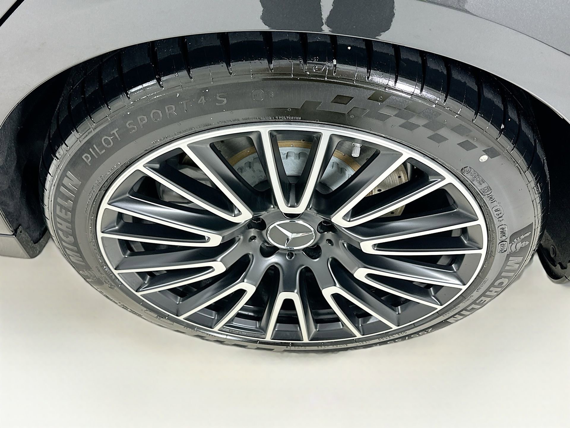 New 2026 Mercedes-Benz E 53 AMG 4MATIC Sedan image 34