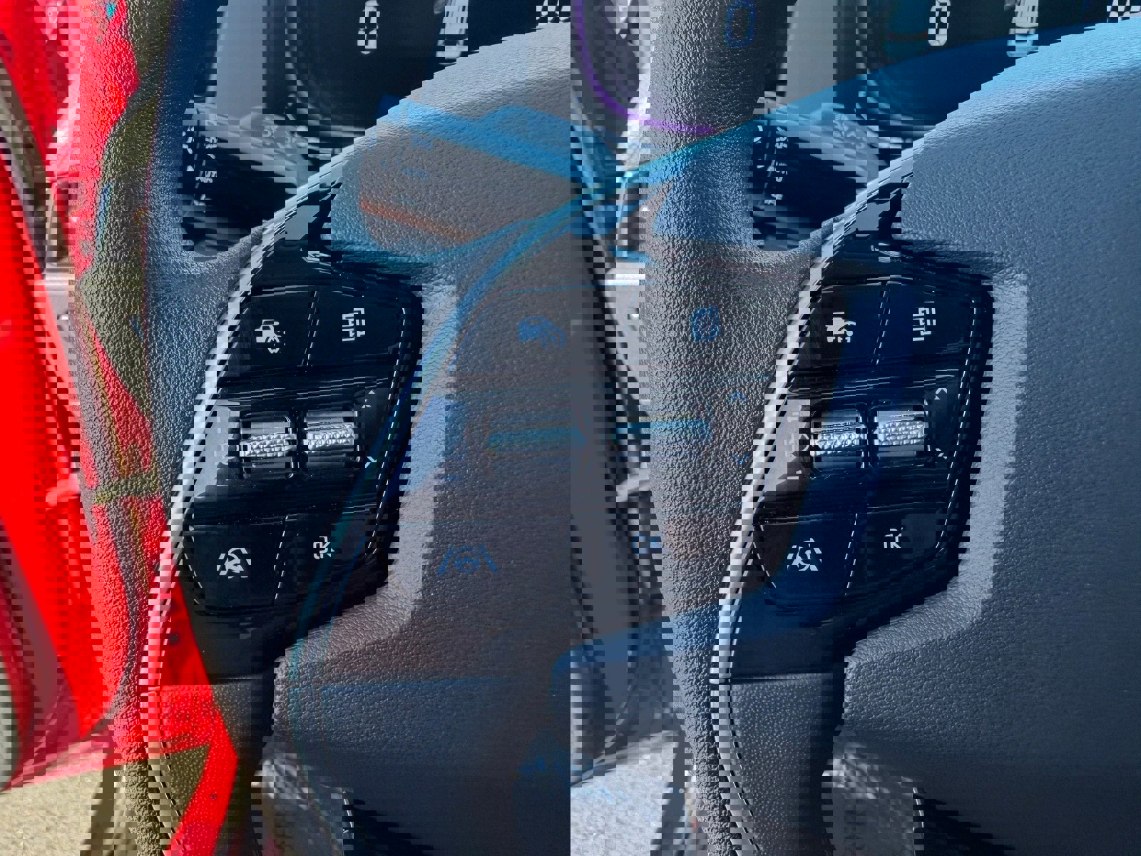 Used 2024 Kia Niro LX image 23