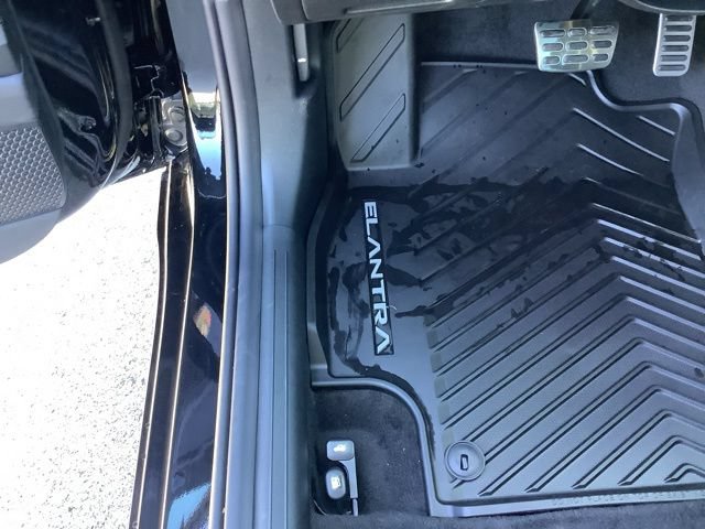 New 2026 Hyundai Elantra Sport FWD image 24