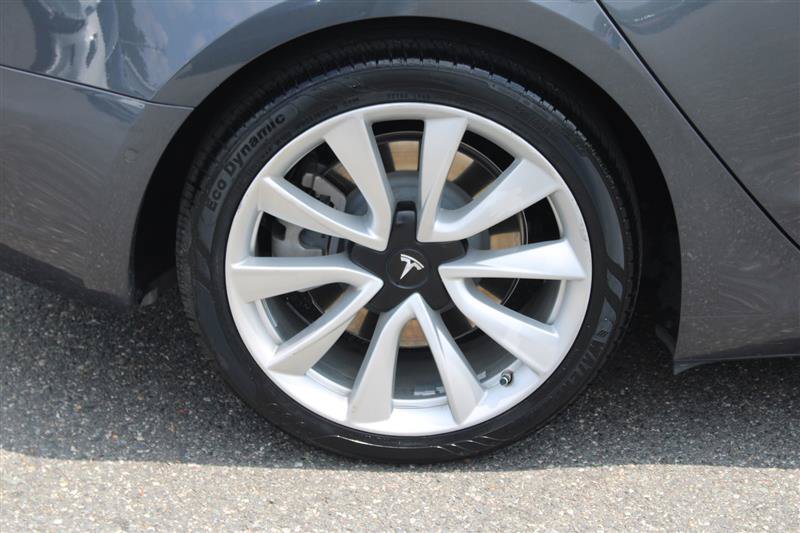 Used 2018 Tesla Model 3 Mid Range RWD image 8