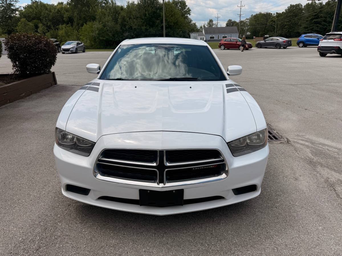 Used 2014 Dodge Charger SE w/ Sport Appearance Group RWD image 3
