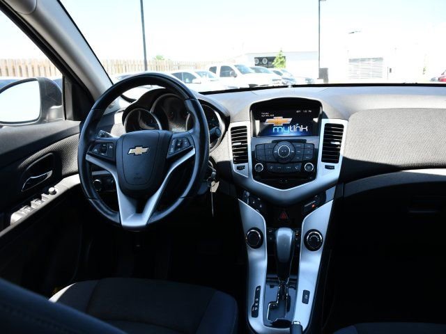 Used 2014 Chevrolet Cruze LT FWD image 19