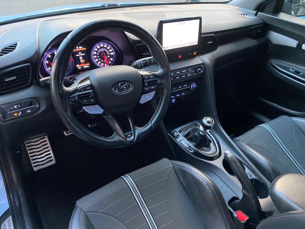 Certified 2022 Hyundai Veloster N FWD image 13