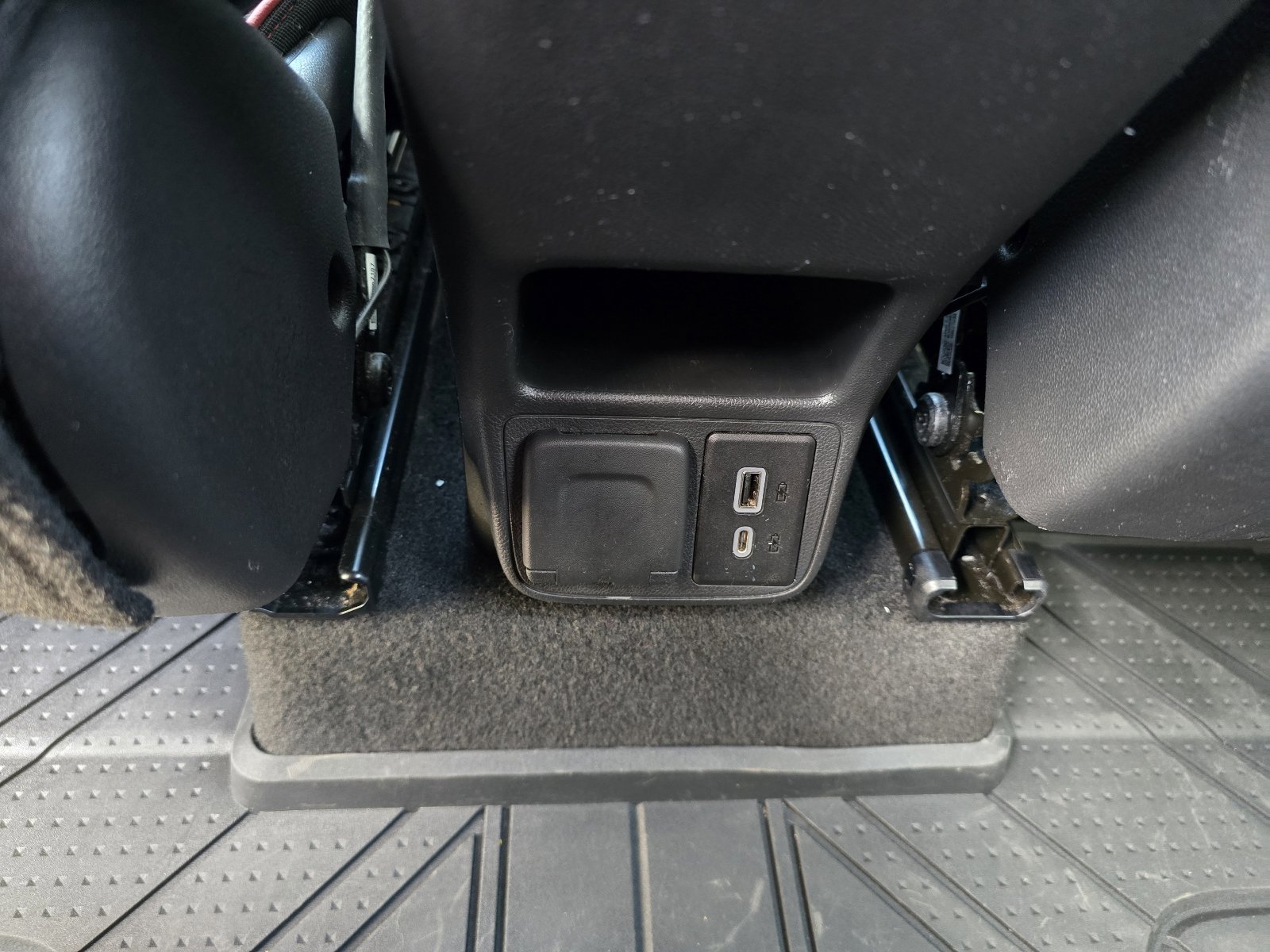 Used 2024 Chevrolet TrailBlazer RS w/ Convenience Package image 24