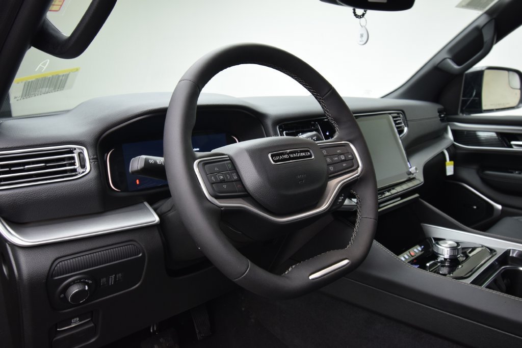 New 2026 Jeep Grand Wagoneer Limited AWD/4WD image 30