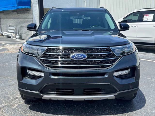 Used 2024 Ford Explorer XLT w/ Equipment Group 202A image 2