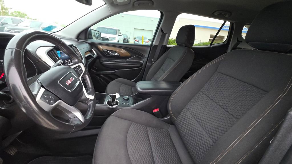 Used 2019 GMC Terrain SLE w/ Driver Convenience Package image 11