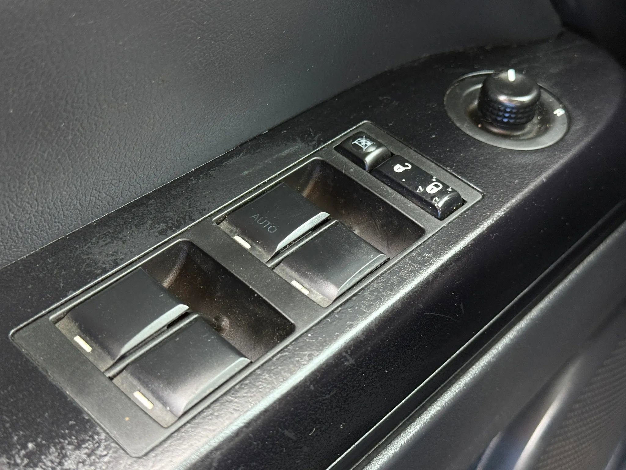Used 2017 Jeep Patriot High Altitude AWD/4WD image 24