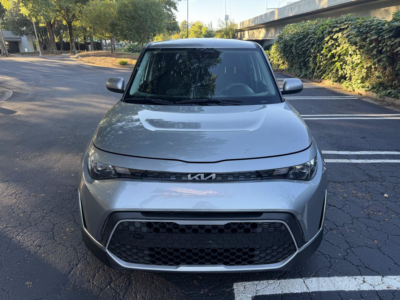 Used 2024 Kia Soul LX w/ Option Group 015 FWD image 2