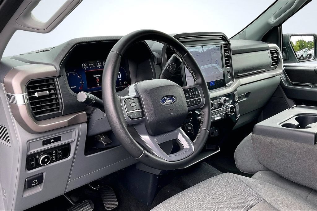 Used 2025 Ford F150 XLT w/ Equipment Group 301A Standard AWD/4WD image 19
