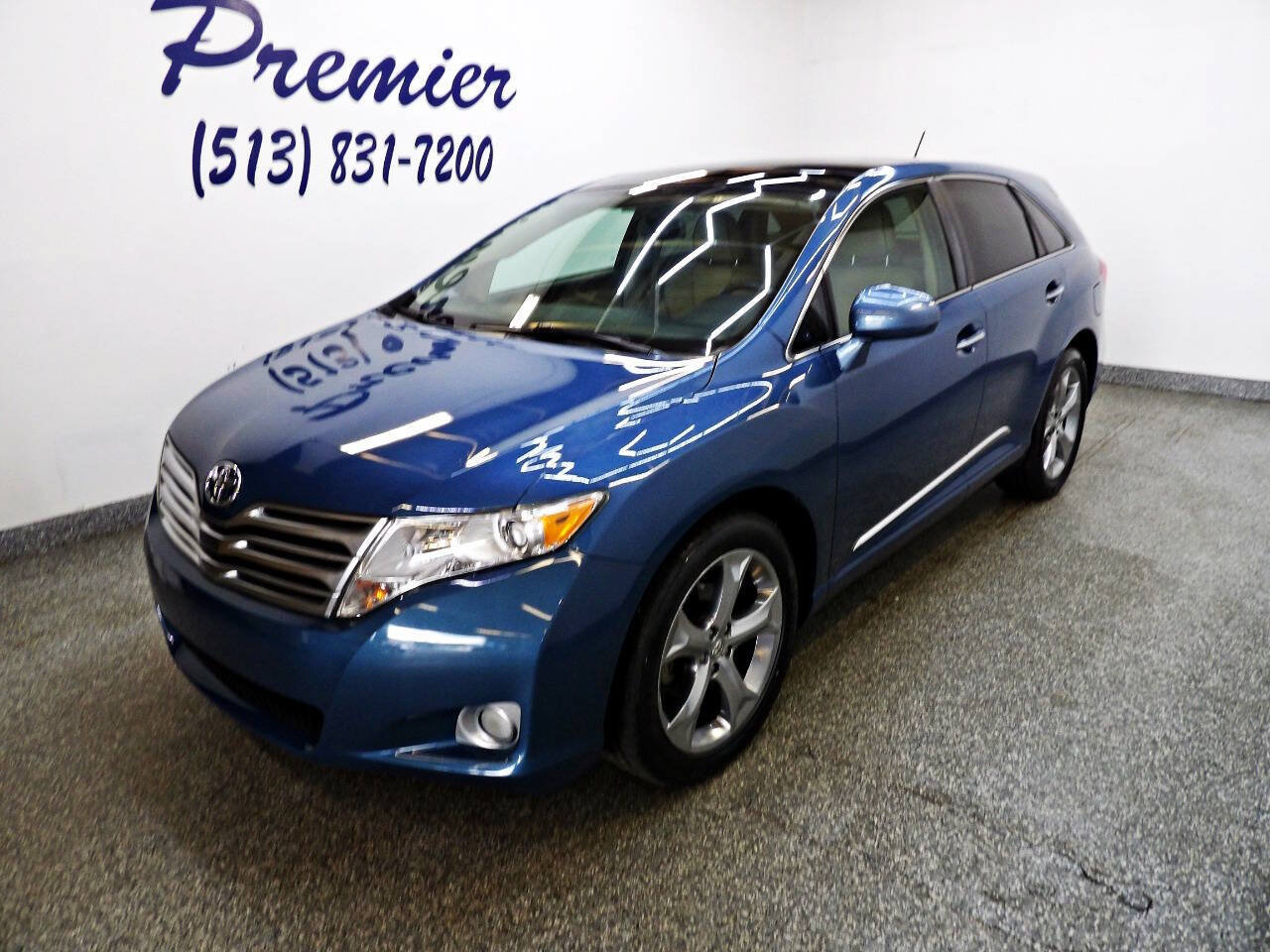Used 2011 Toyota Venza w/ Leather Pkg