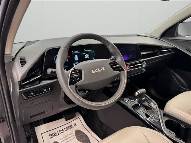 Used 2023 Kia Niro EX FWD image 15