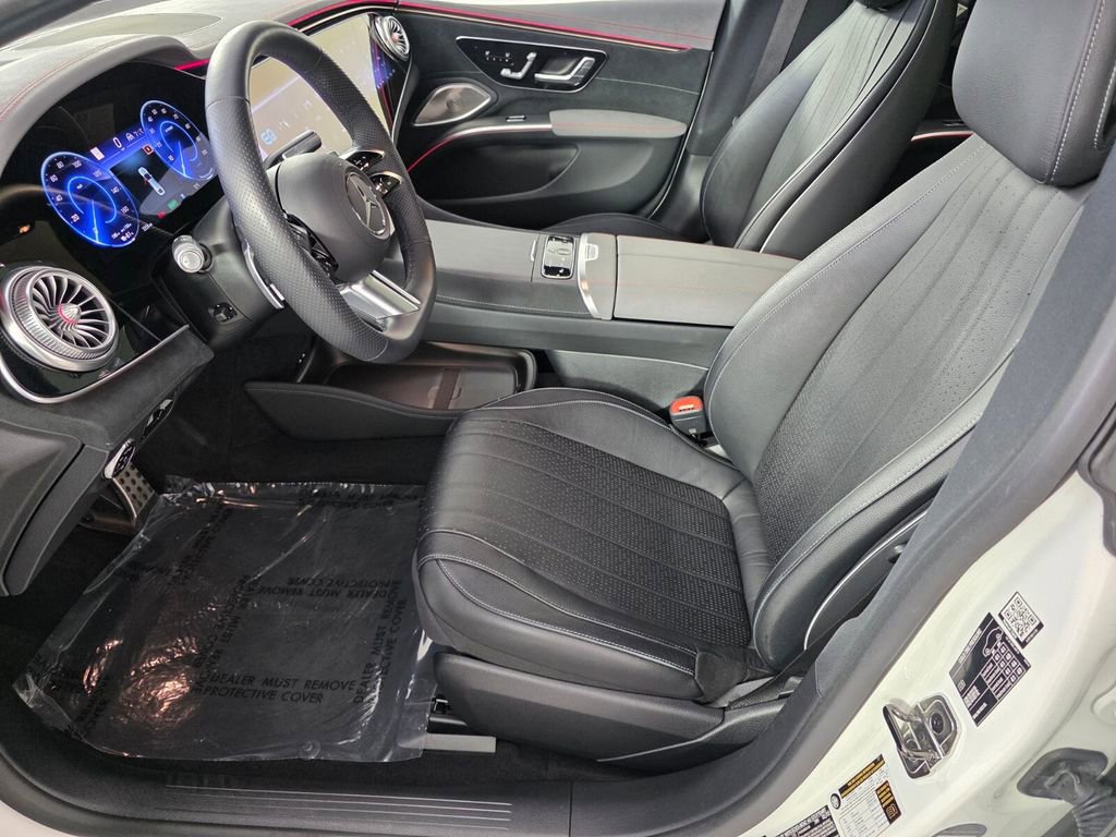 Used 2023 Mercedes-Benz EQS 580 4MATIC Sedan image 9