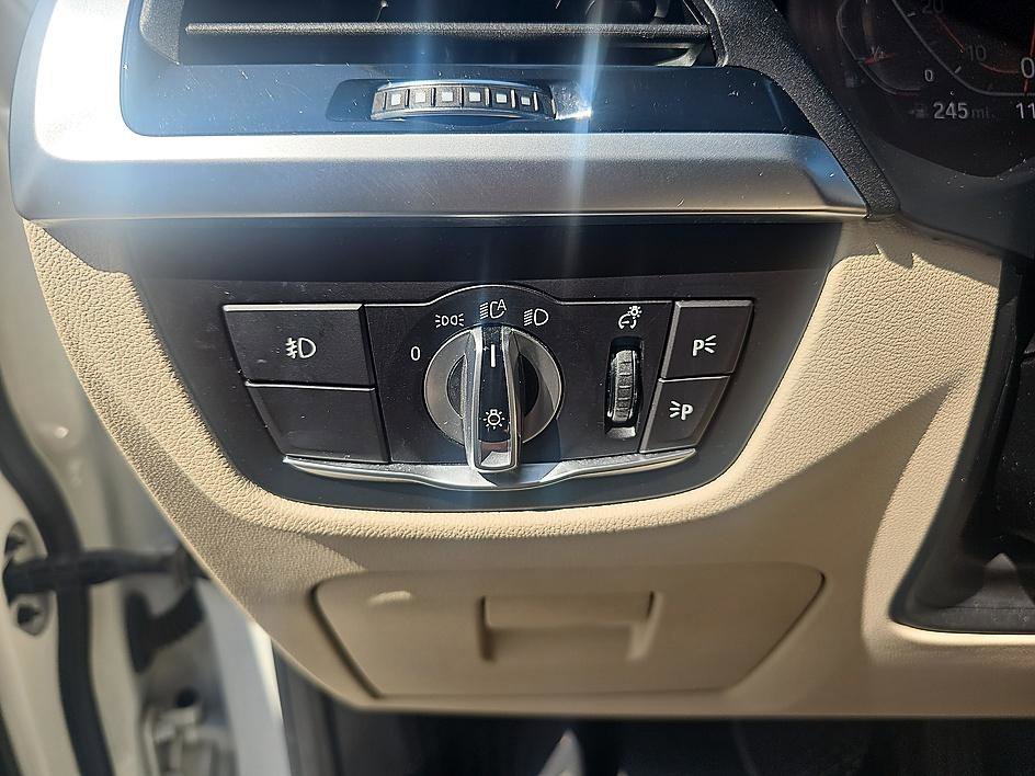 Used 2020 BMW X3 sDrive30i image 13