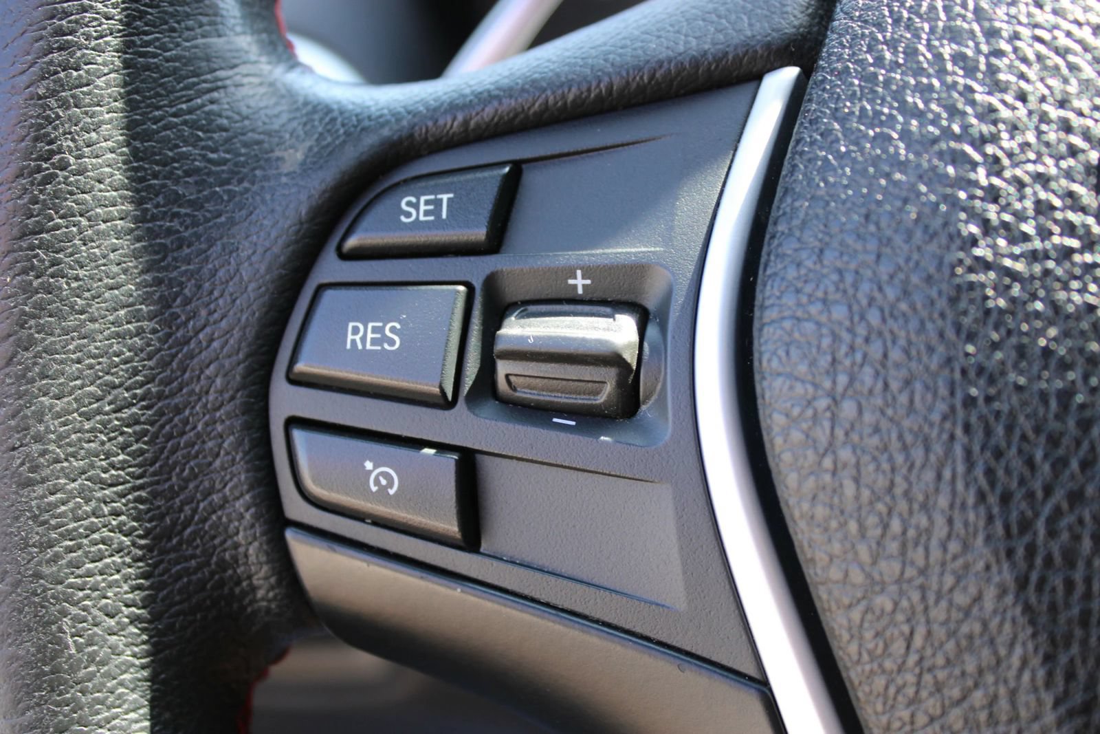 Used 2019 BMW 230i Coupe w/ Convenience Package RWD image 16