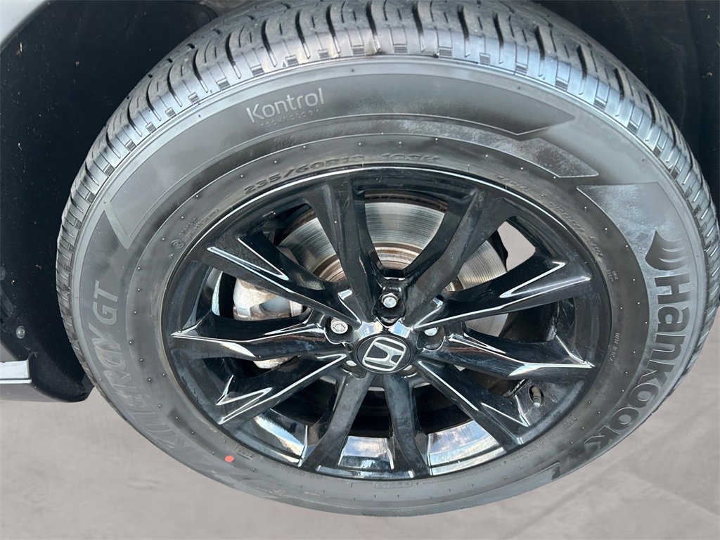 Used 2023 Honda Pilot LX image 14