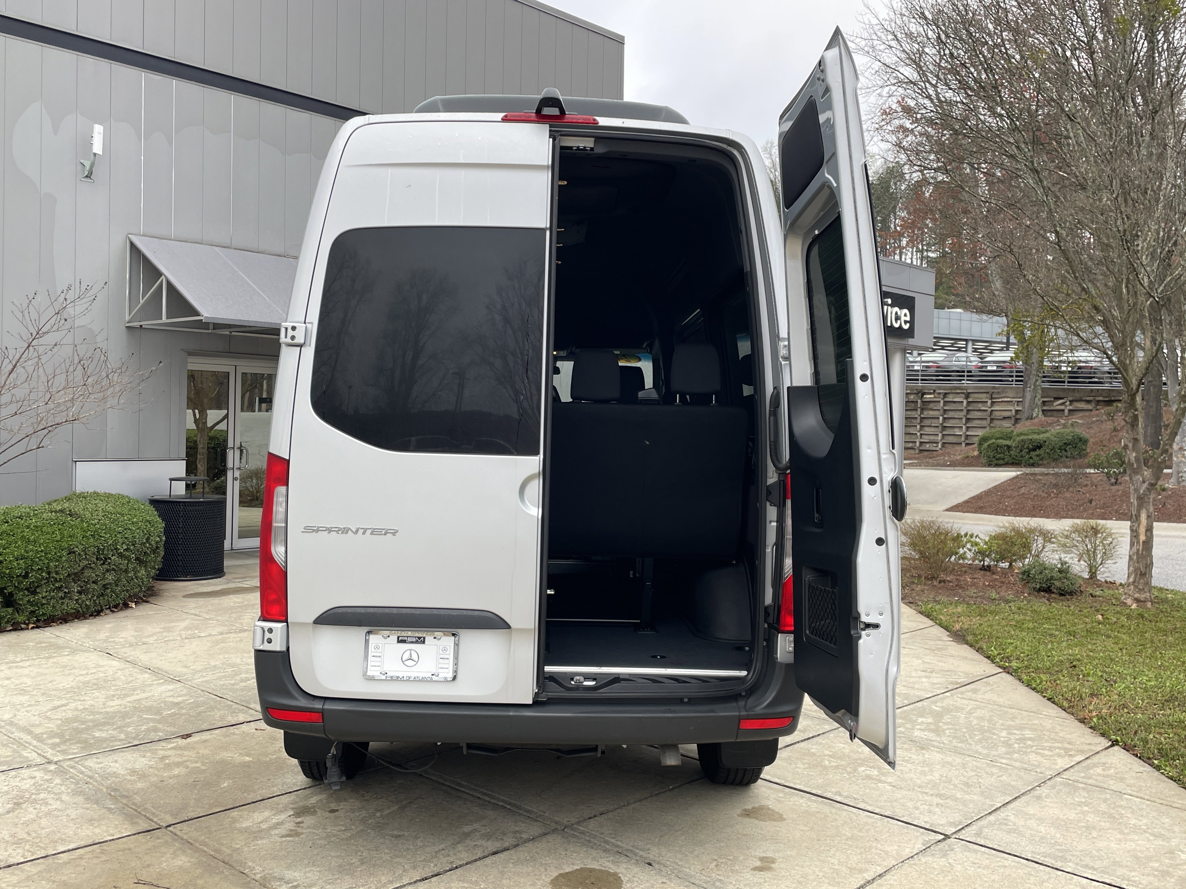 Used 2024 Mercedes-Benz Sprinter 2500 image 13