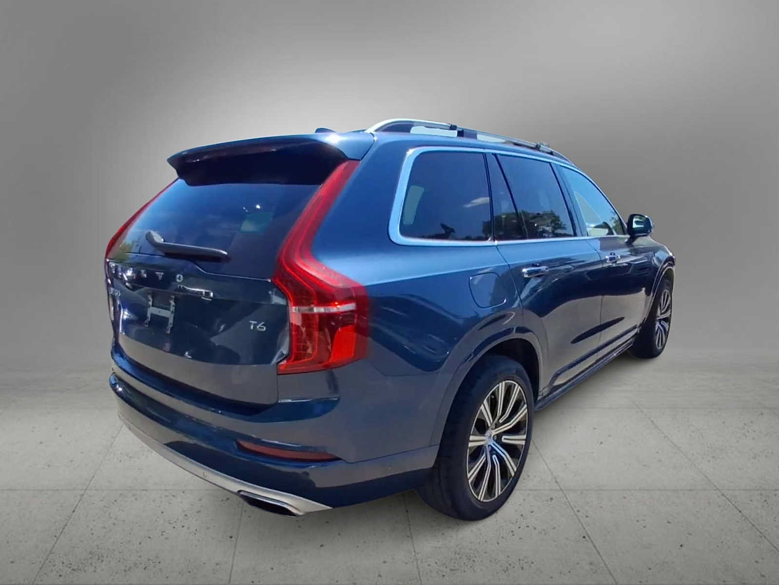 Used 2019 Volvo XC90 T6 Momentum AWD/4WD image 8