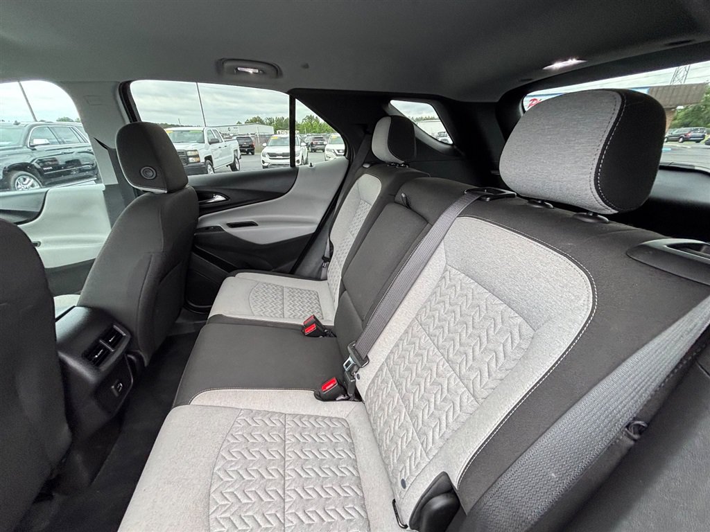 Used 2024 Chevrolet Equinox LS w/ LS Convenience Package FWD image 16