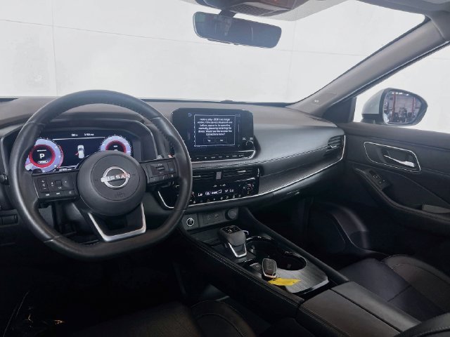 Used 2023 Nissan Rogue Platinum w/ Platinum Premium Package FWD image 19
