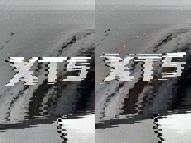 New 2025 Cadillac XT5 Premium Luxury w/ Technology Package FWD image 9