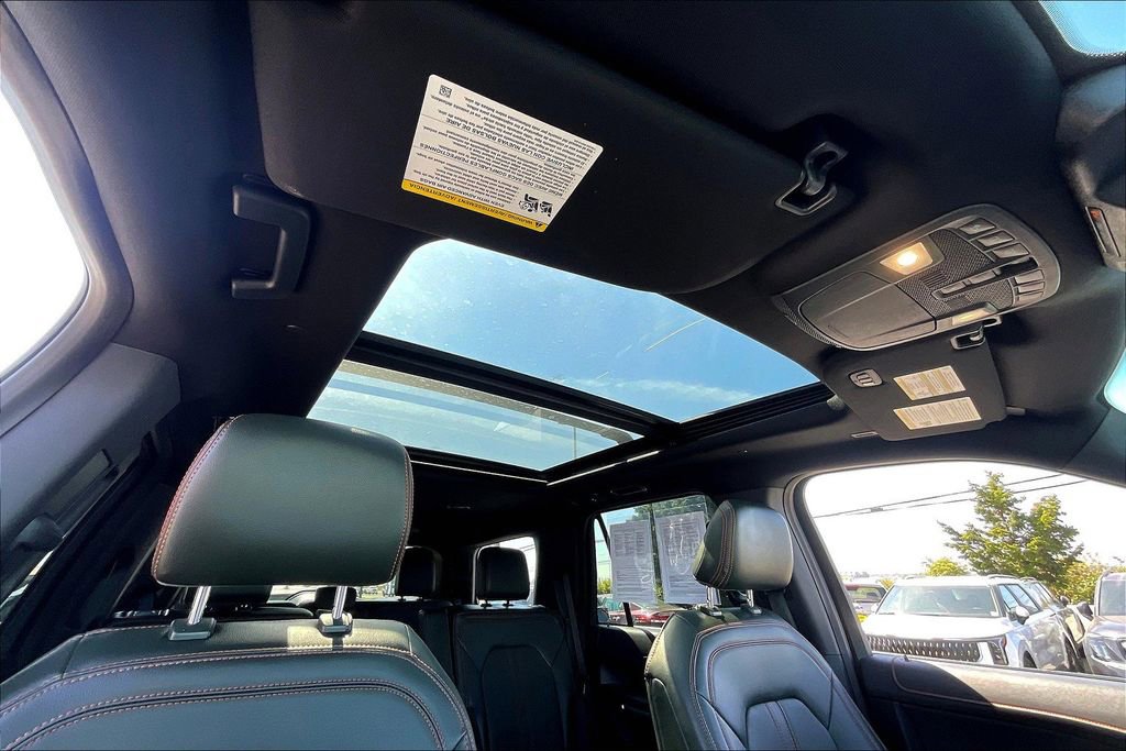 Used 2022 Ford Expedition Timberline image 27