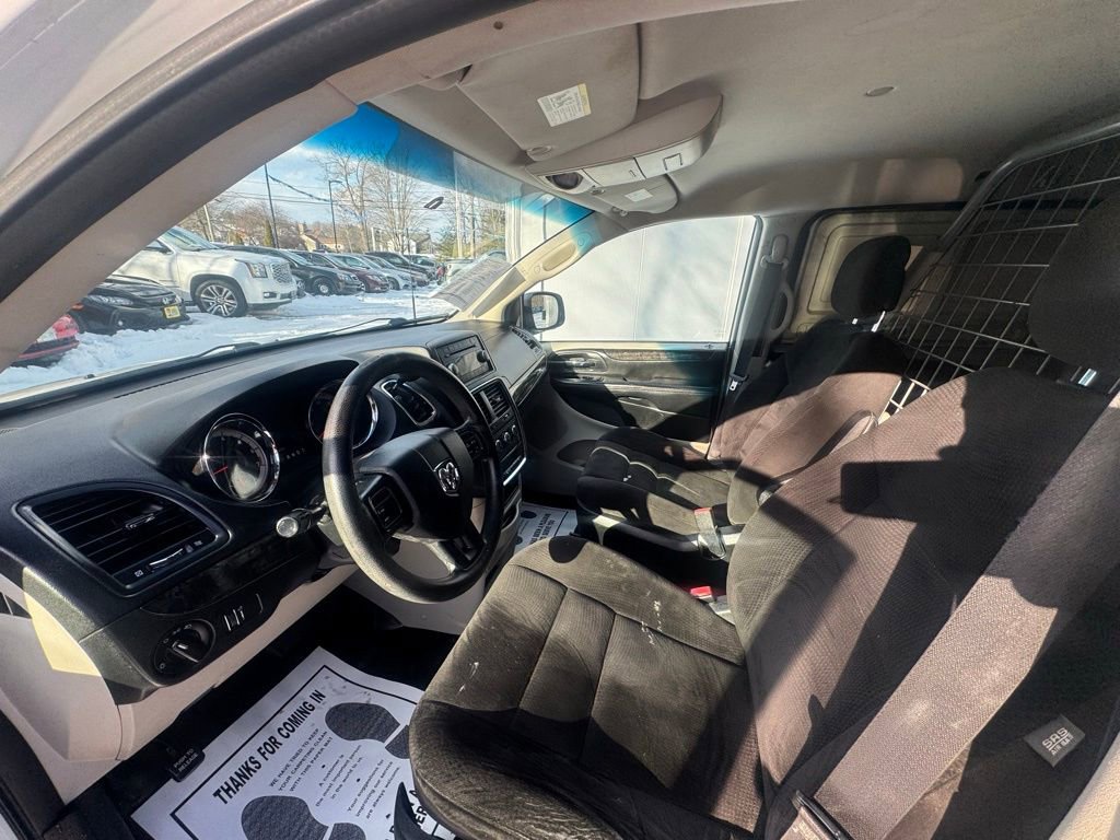 Used 2014 RAM C/V Tradesman image 31