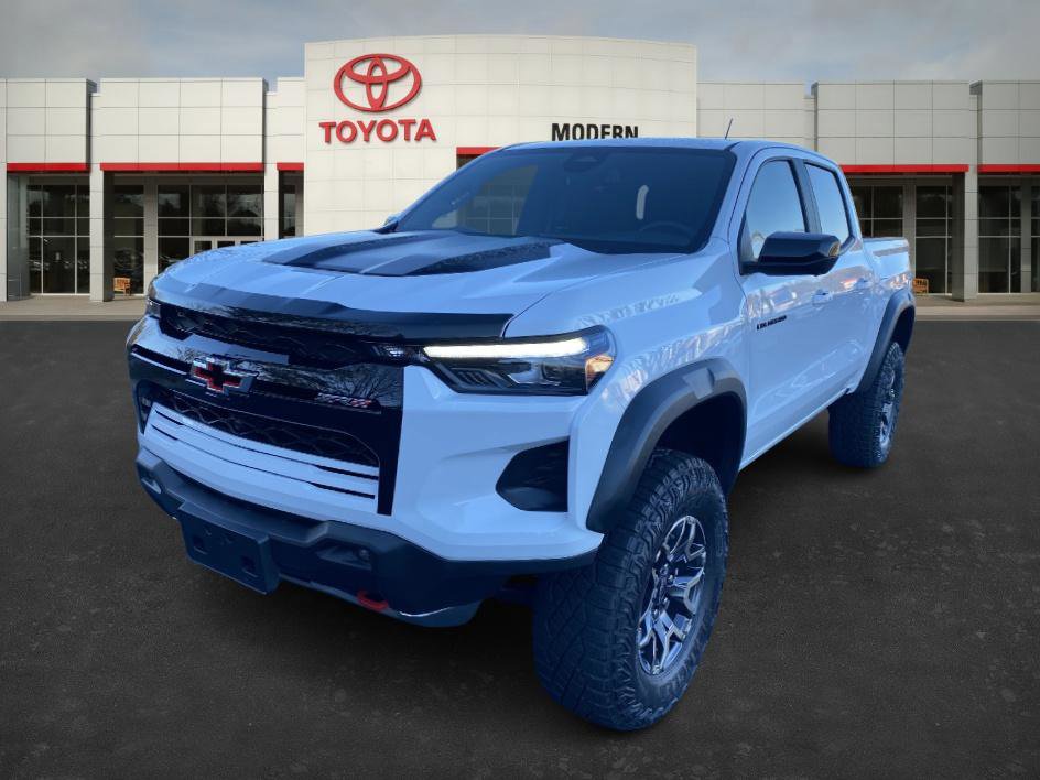 Used 2024 Chevrolet Colorado ZR2 w/ Technology Package