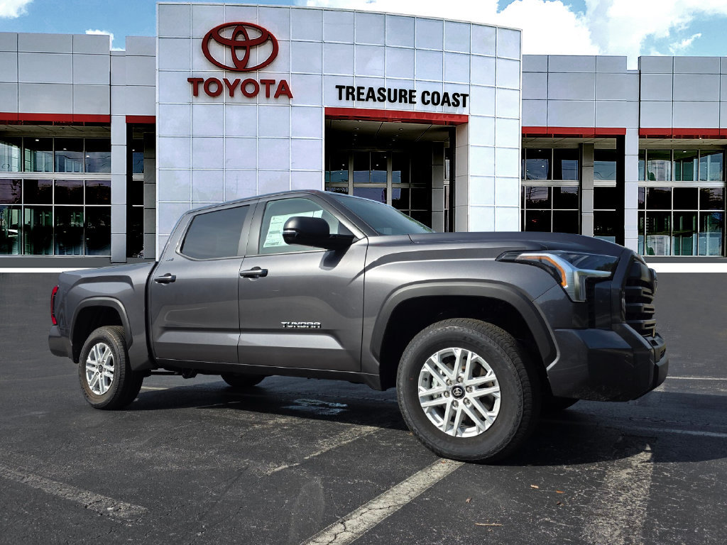 New 2026 Toyota Tundra SR5 w/ SR5 Premium Package