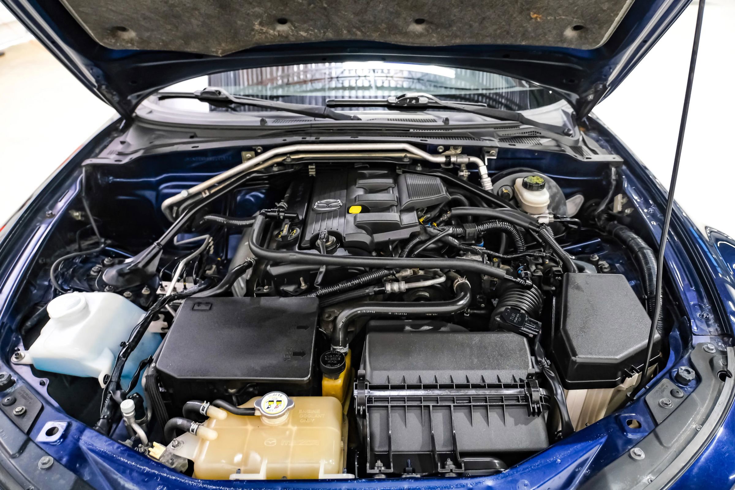 Used 2008 MAZDA MX-5 Miata Grand Touring w/ Premium Pkg RWD image 46