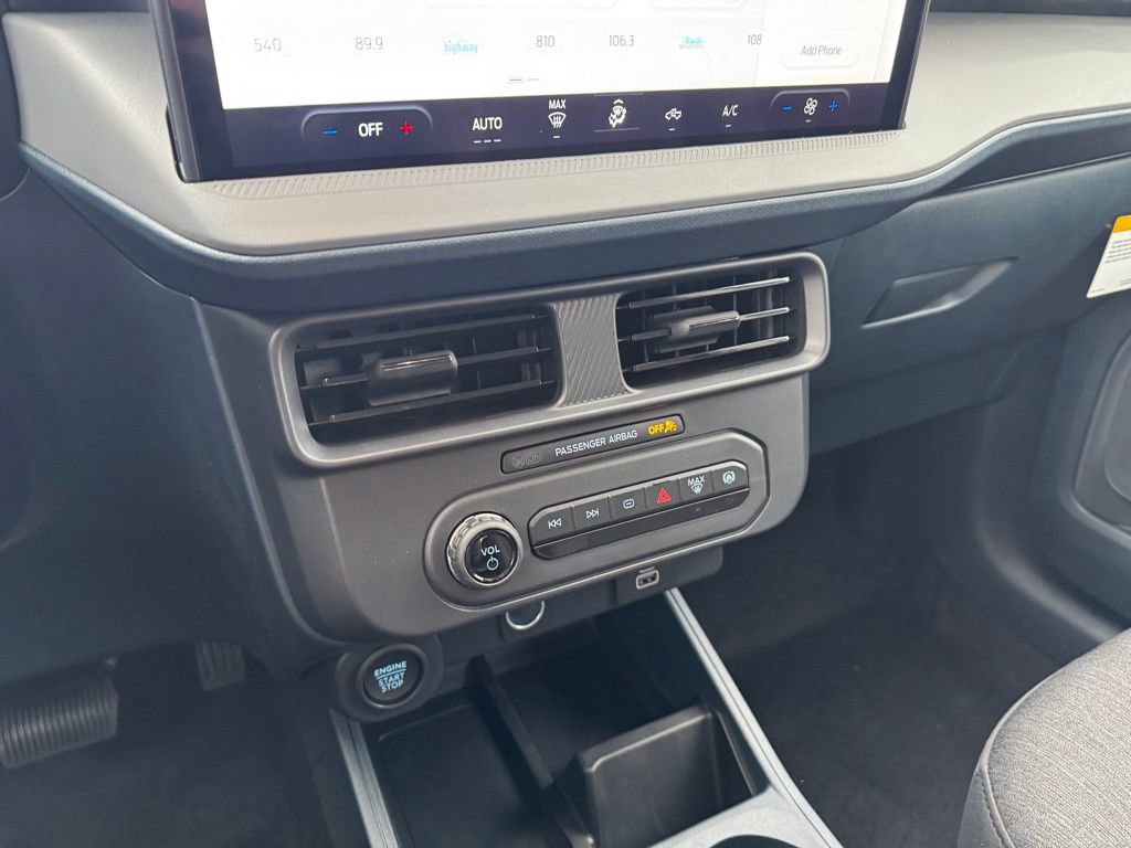 New 2025 Ford Maverick XLT w/ Black Appearance Package image 25