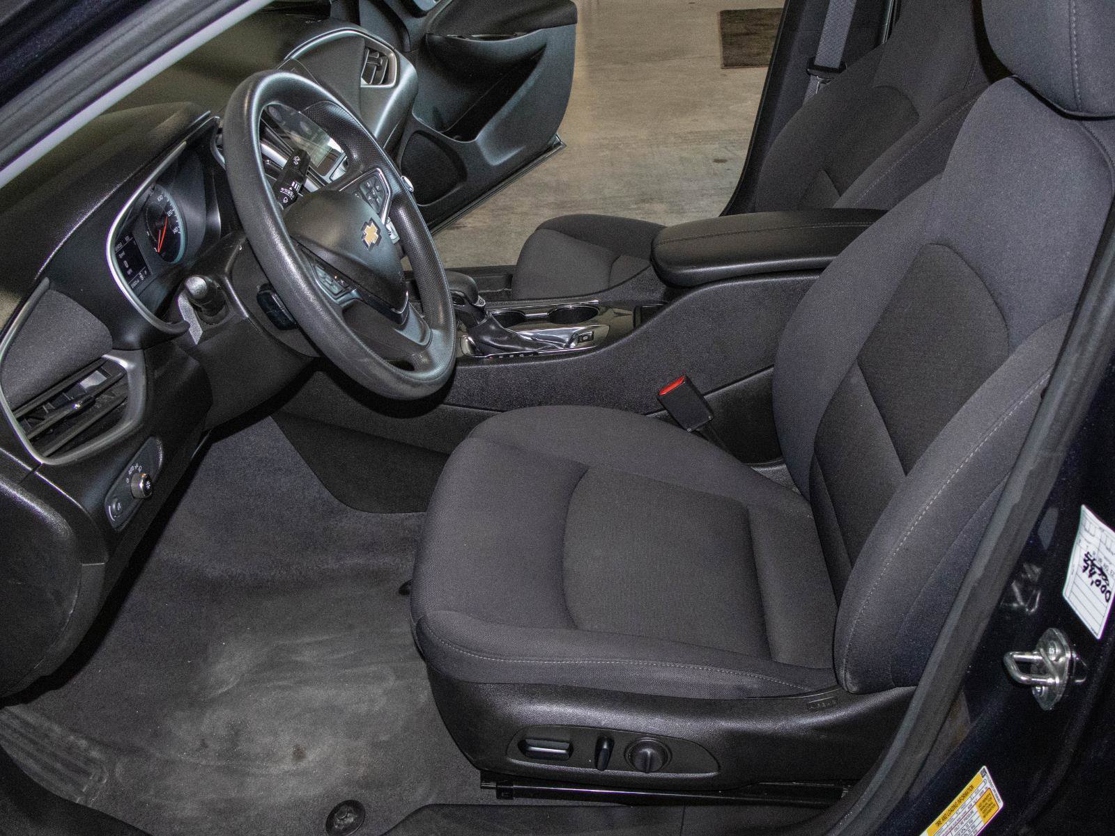 Used 2023 Chevrolet Malibu LT image 7