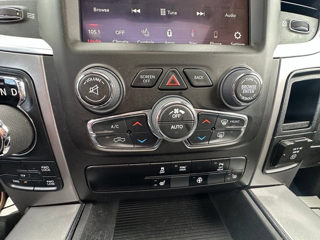 Used 2023 RAM 1500 Warlock AWD/4WD image 26