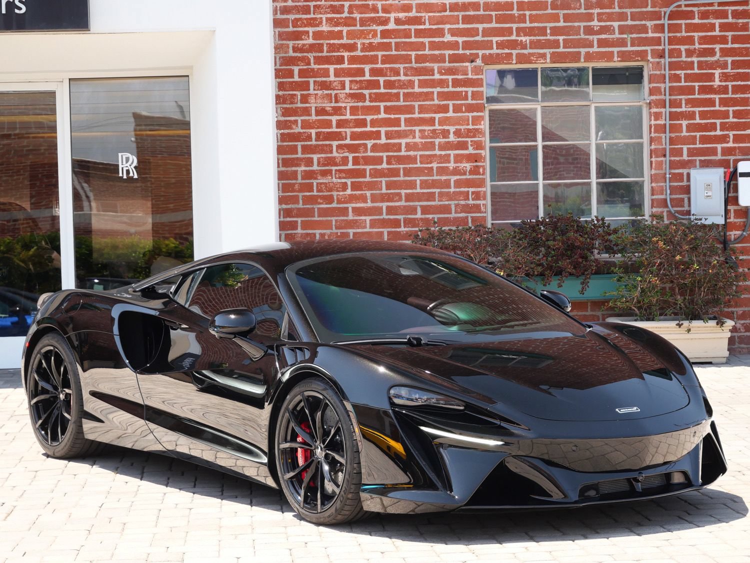 Used 2023 McLaren Artura