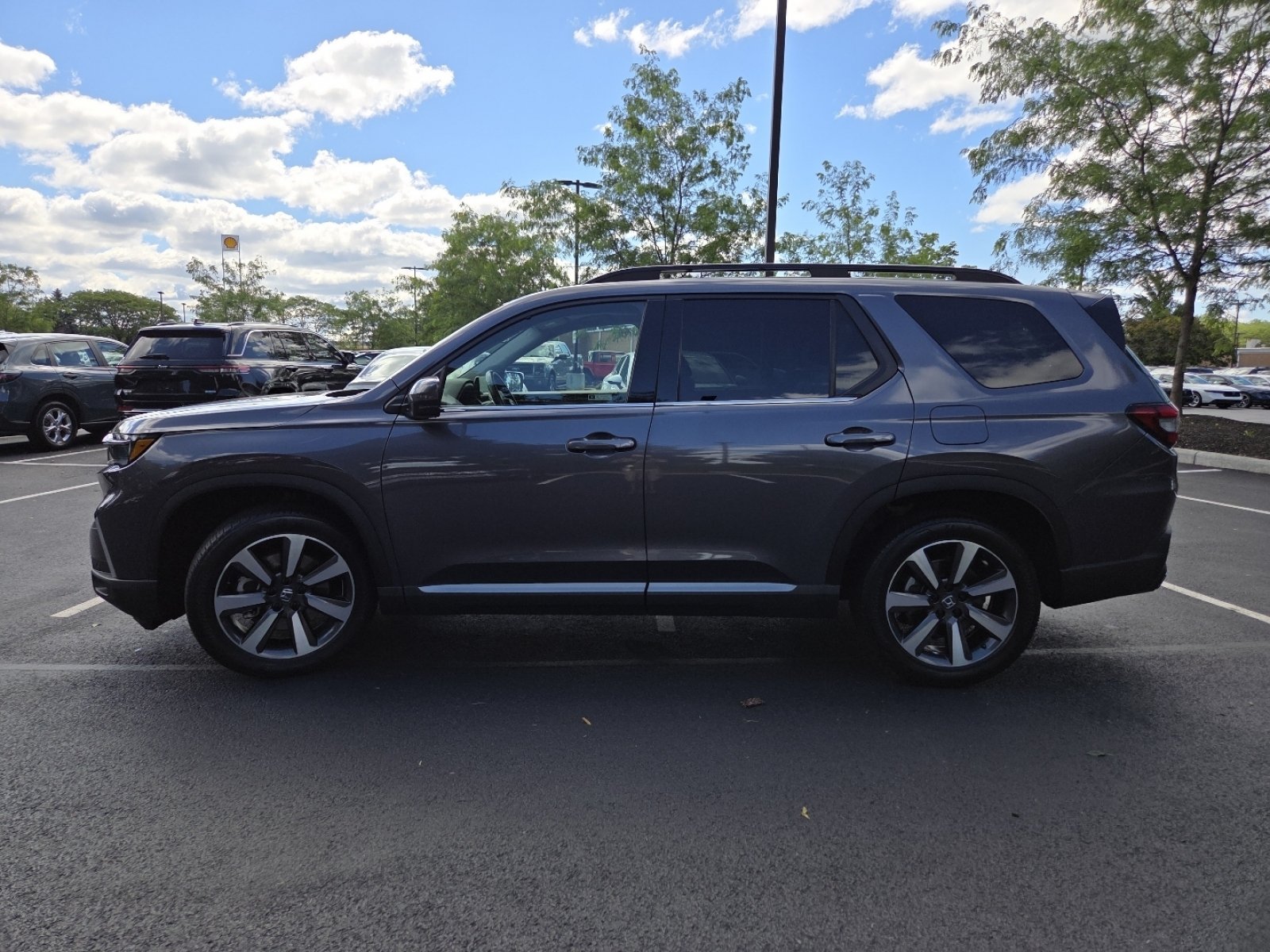 Certified 2024 Honda Pilot Touring image 22