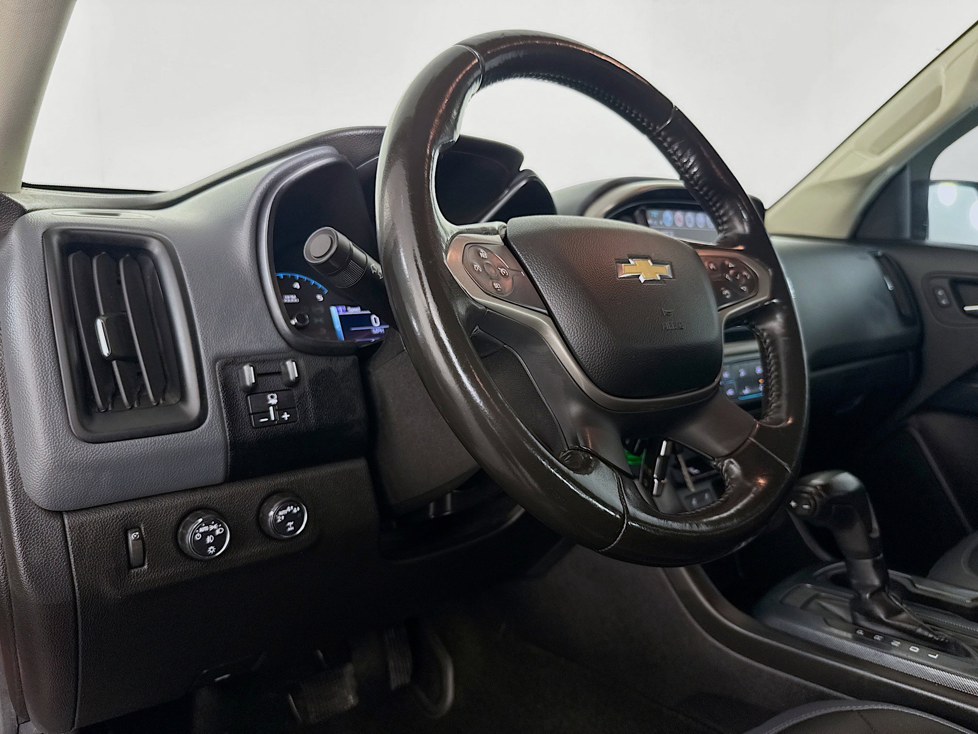 Used 2018 Chevrolet Colorado Z71 image 21