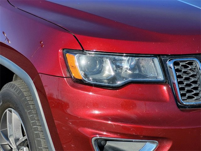 Used 2017 Jeep Grand Cherokee Limited image 28