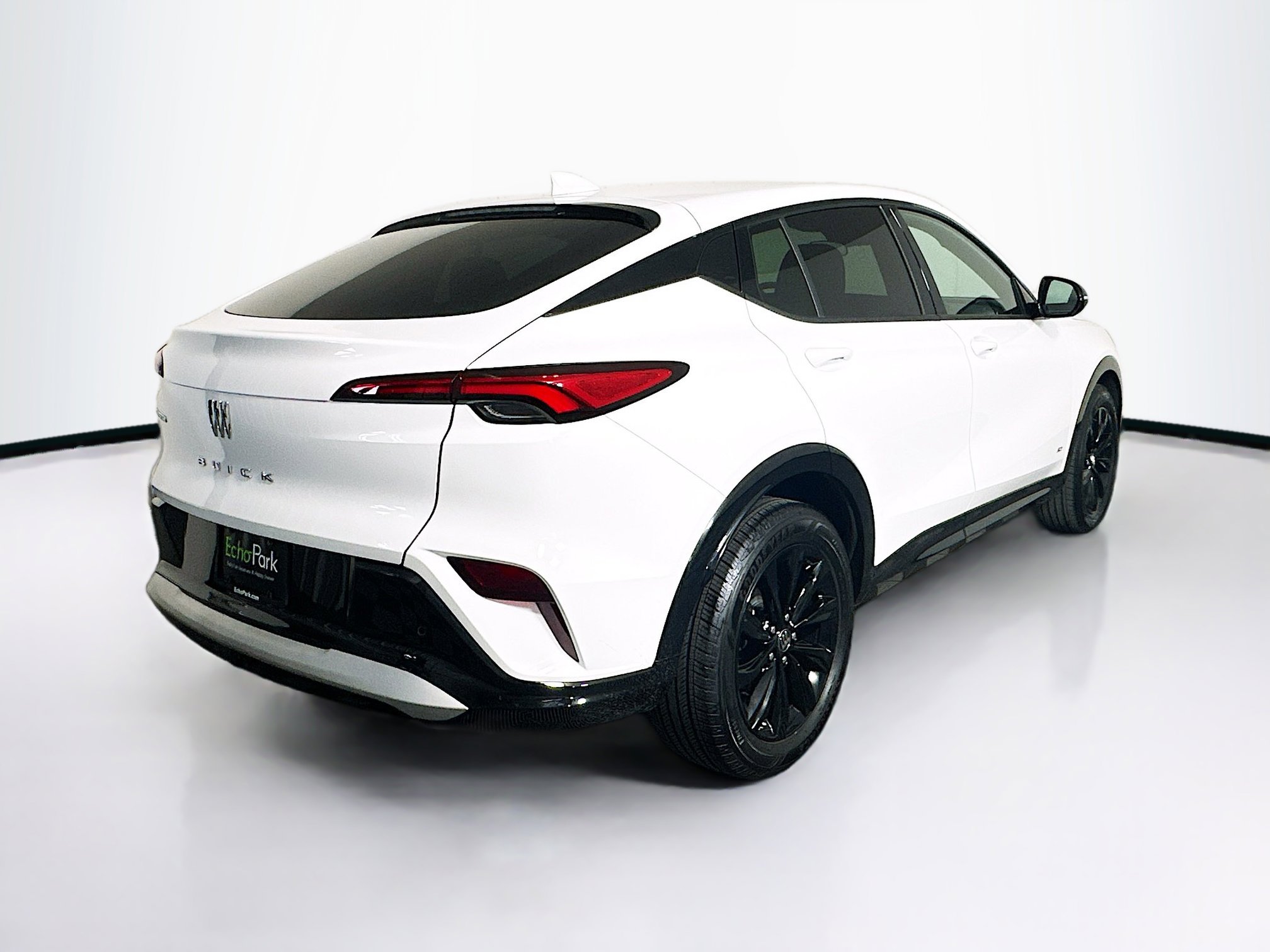 Used 2025 Buick Envista Sport Touring image 9