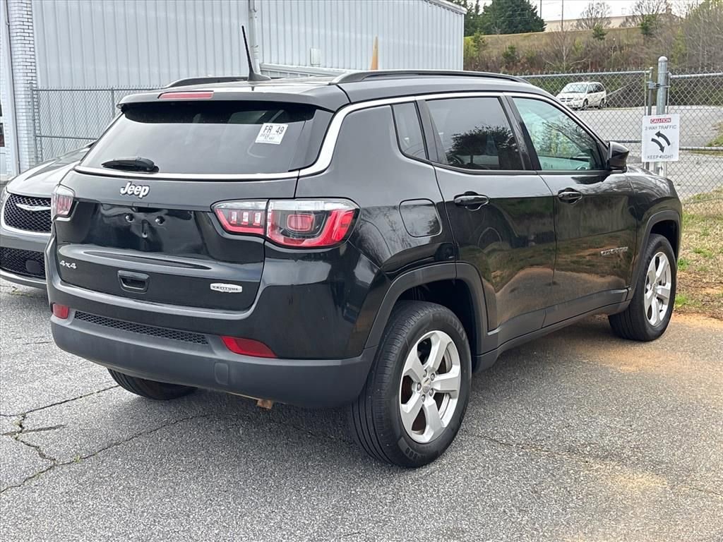 Used 2020 Jeep Compass Latitude w/ Cold Weather Group image 8