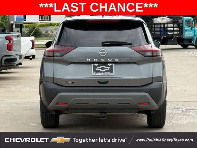 Used 2023 Nissan Rogue S FWD image 7