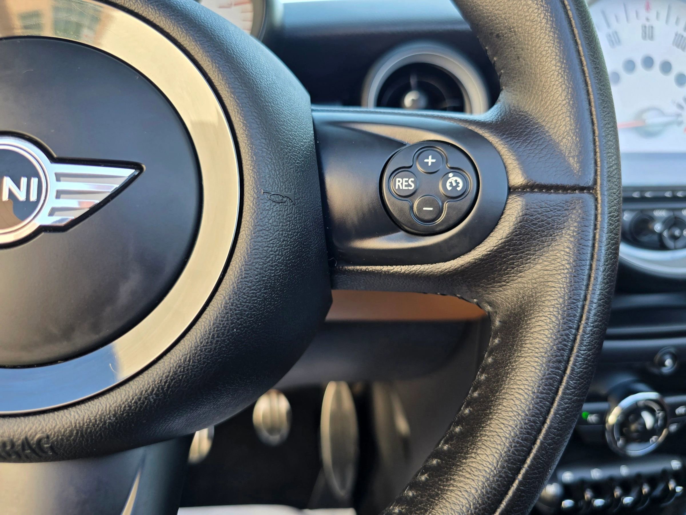 Used 2013 MINI Cooper Roadster S FWD image 33