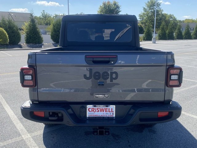 New 2025 Jeep Gladiator Sport image 6