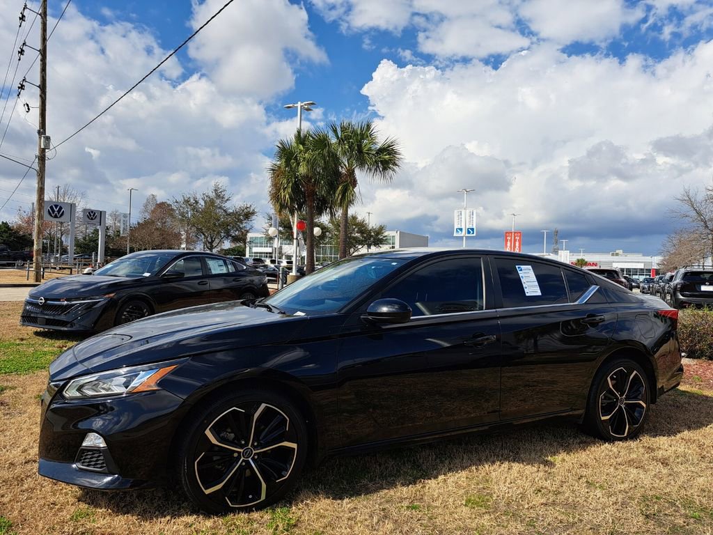 Used 2022 Nissan Altima 2.5 SR image 10