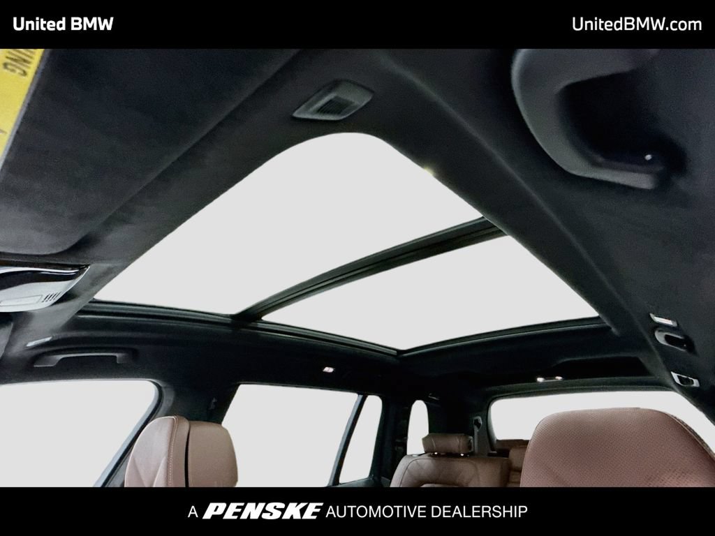 New 2027 BMW X7 xDrive40i w/ M Sport Package AWD/4WD image 12