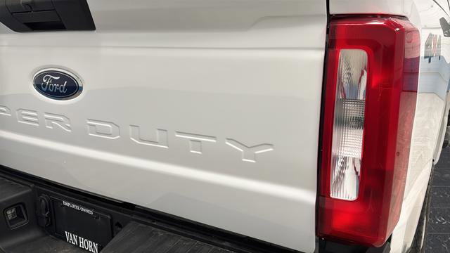 Used 2023 Ford F250 XL image 31