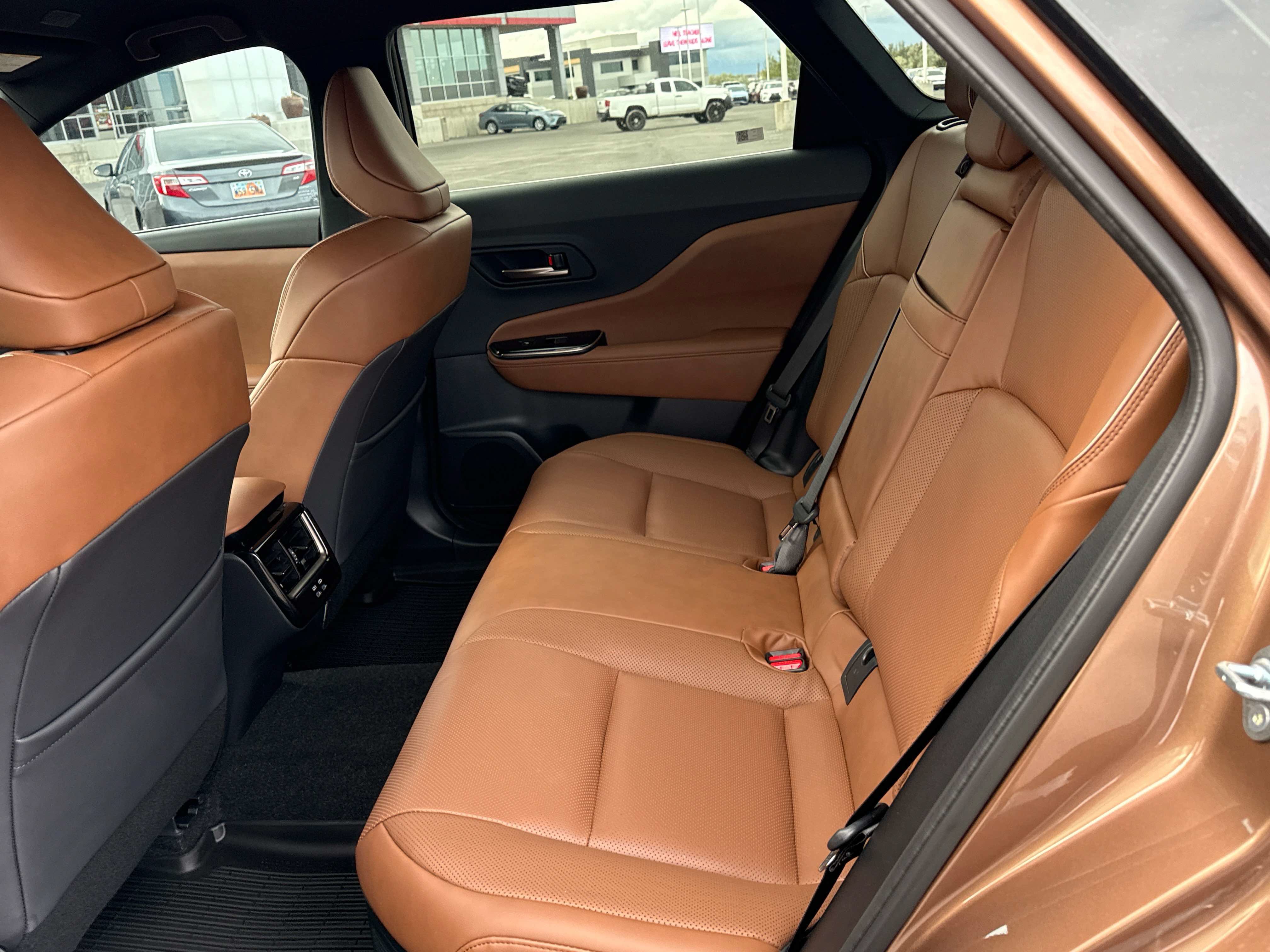 Used 2026 Toyota Crown Signia AWD/4WD image 13